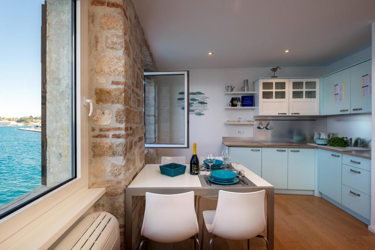 Blue Sea View Apartment โรวีน ภายนอก รูปภาพ